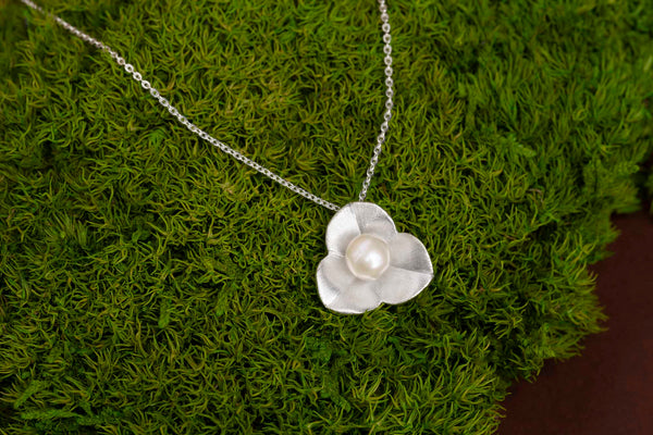 Morning Flower Necklace