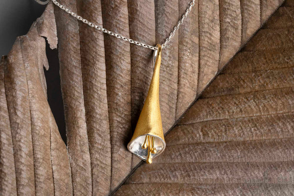 Fleur Necklace