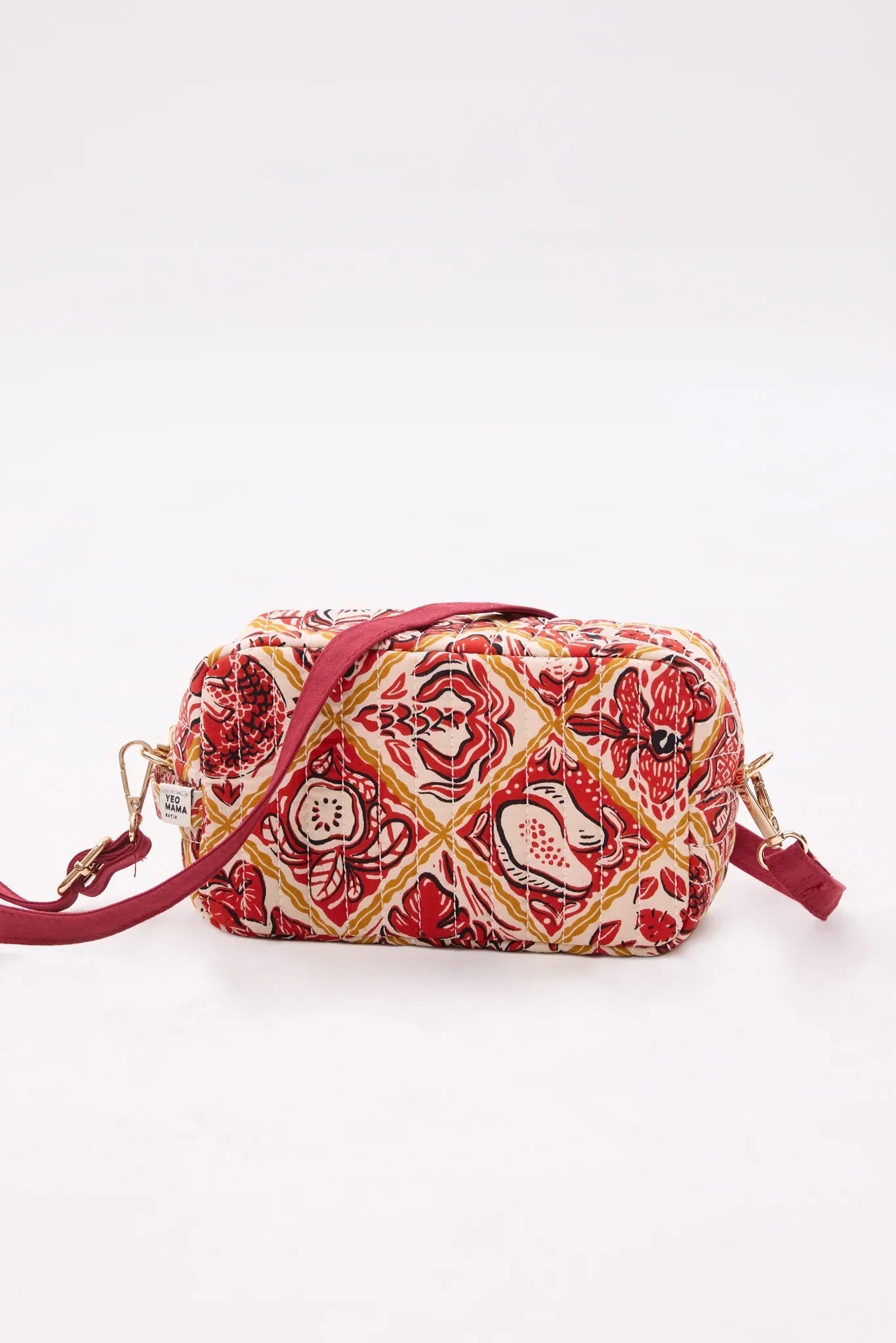 Quilted Pillow Pouch (Tile Impression - Red)
